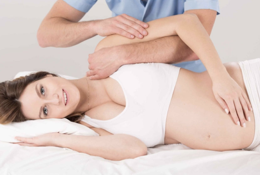 L’ostéopathie pendant la grossesse : un soutien essentiel pour le bien-être maternel post thumbnail image