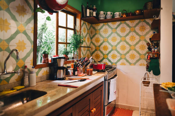 Créer une cuisine blanche avec un cuisiniste Annecy est un choix judicieux. Elle allie élégance, luminosité et facilité d'entretien.