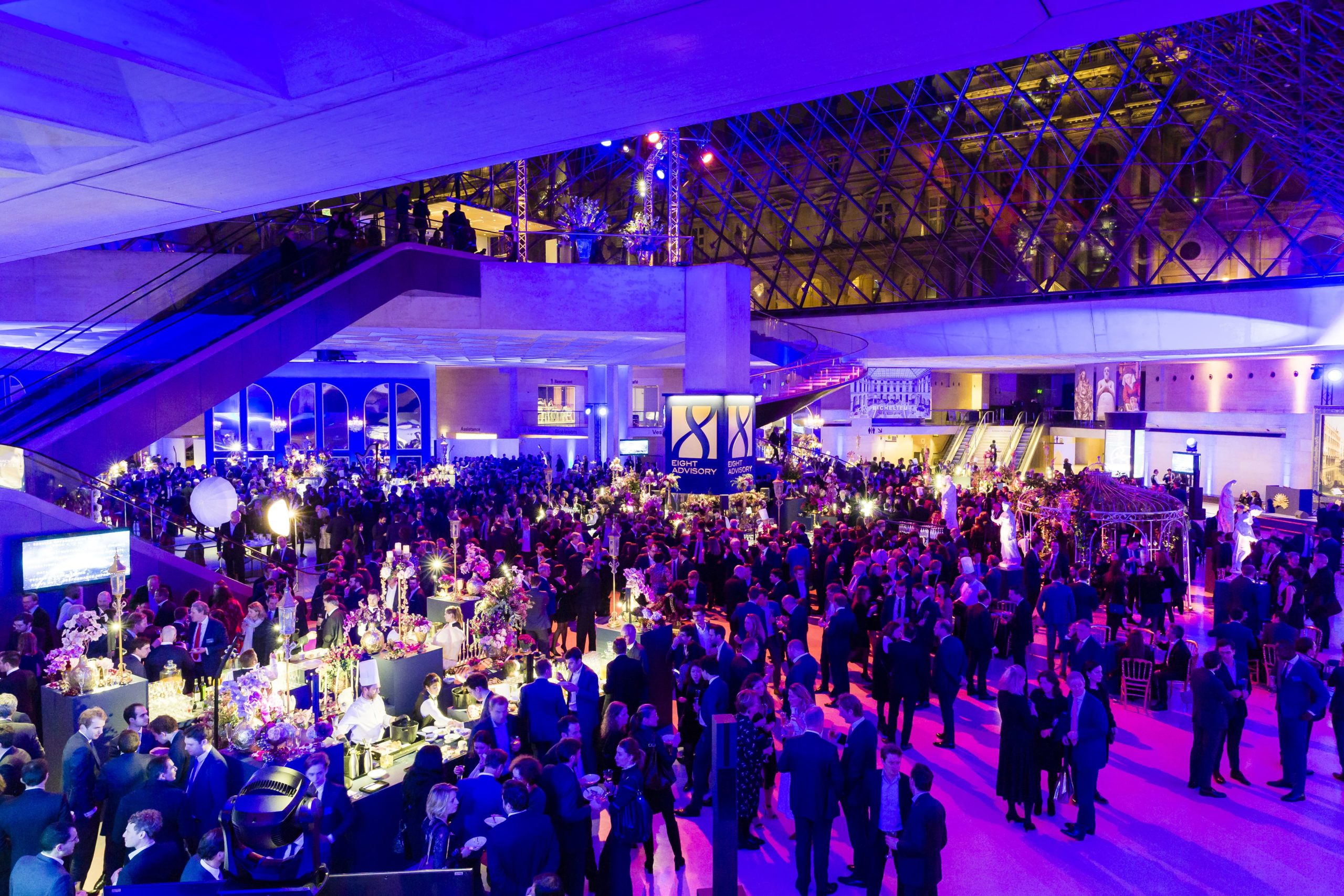Comment une agence soirée entreprise accompagne-t-elle les entreprises qui souhaitent organiser leur première soirée corporate ? post thumbnail image
